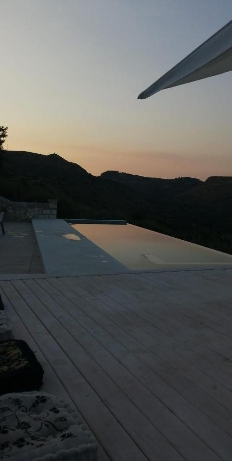 Villa Meriem Noto Buitenkant foto