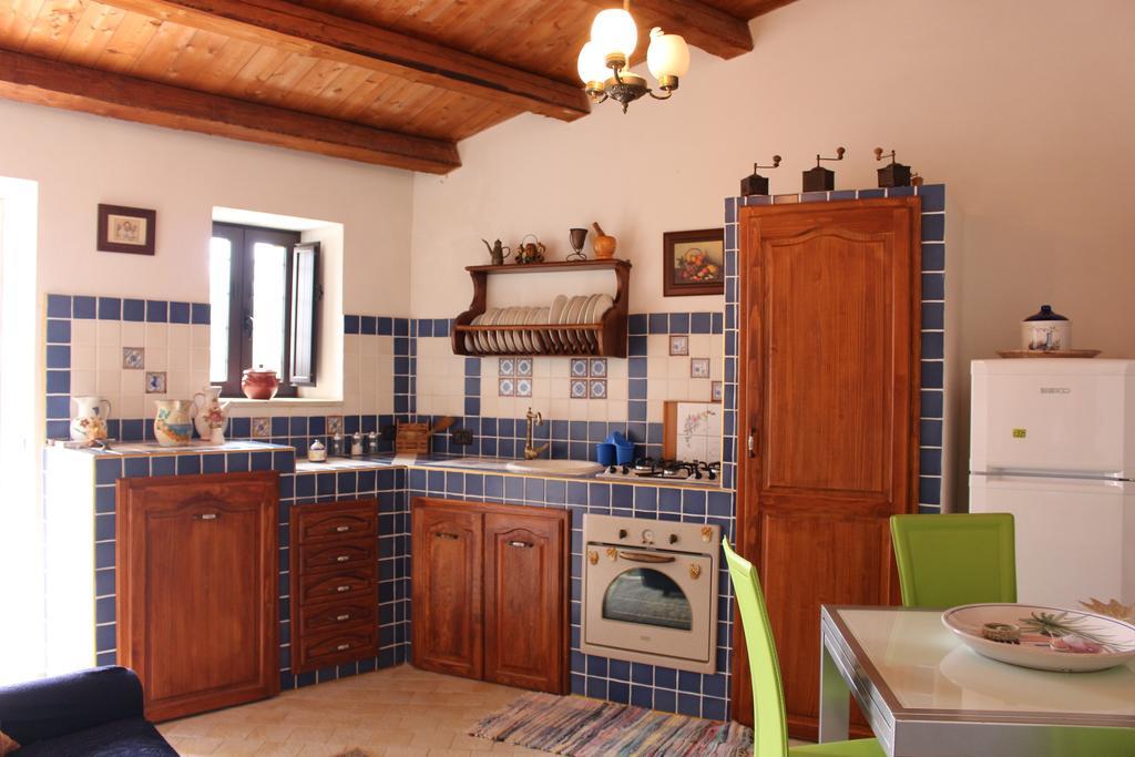 Villa Meriem Noto Kamer foto